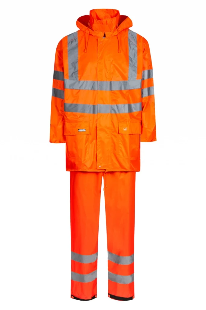Regnsæt med jakke og bukser i polyester kvalitet